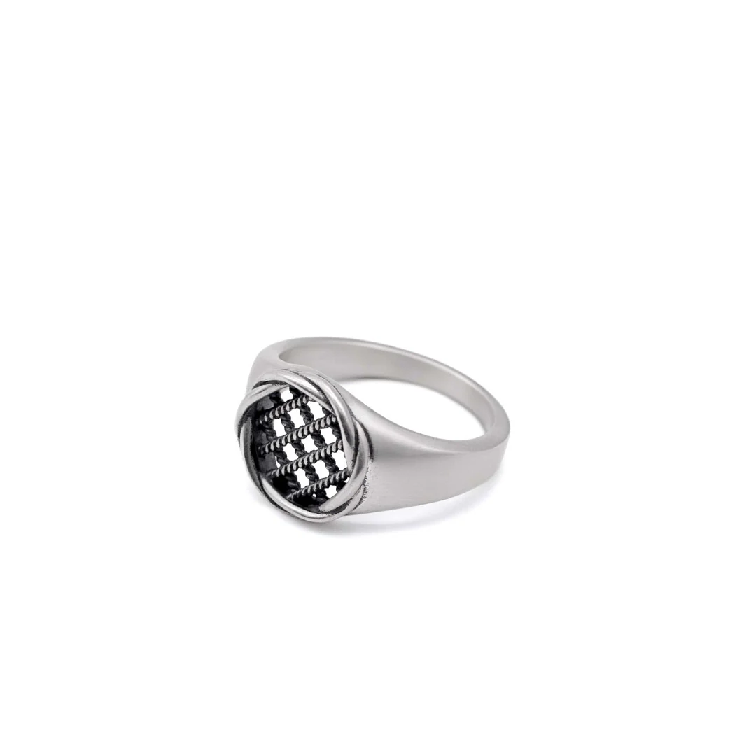 Silver Interlock Ring - Image 4